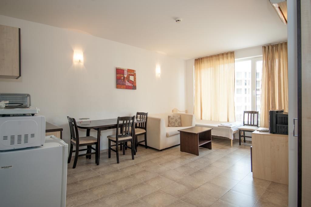 Stella Polaris Apartcomplex サニービーチ 部屋 写真